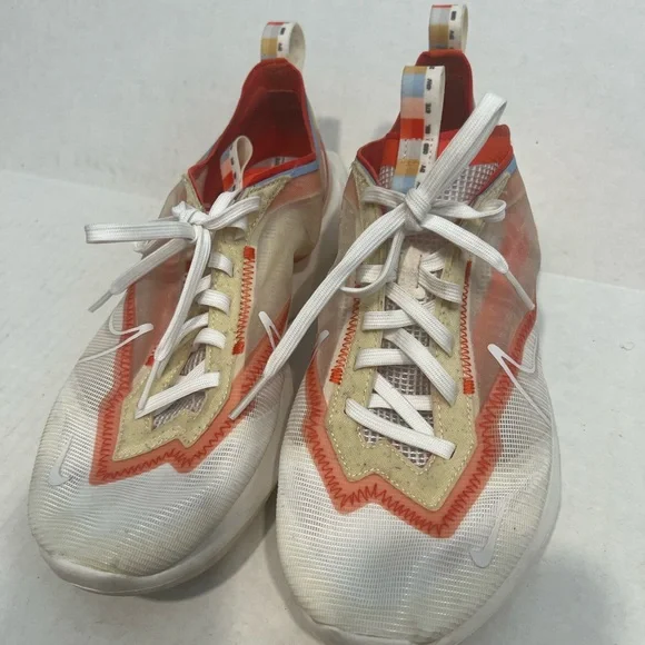 NIKE VISTA LITE SE Athletic Sneakers with Multicolor Design - Picture 14 of 14